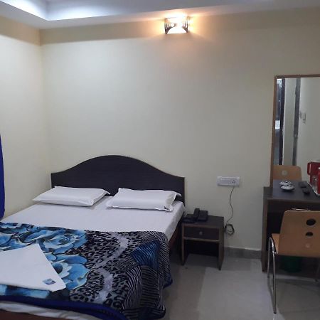 Blue Moon Residency Mysore Exterior foto