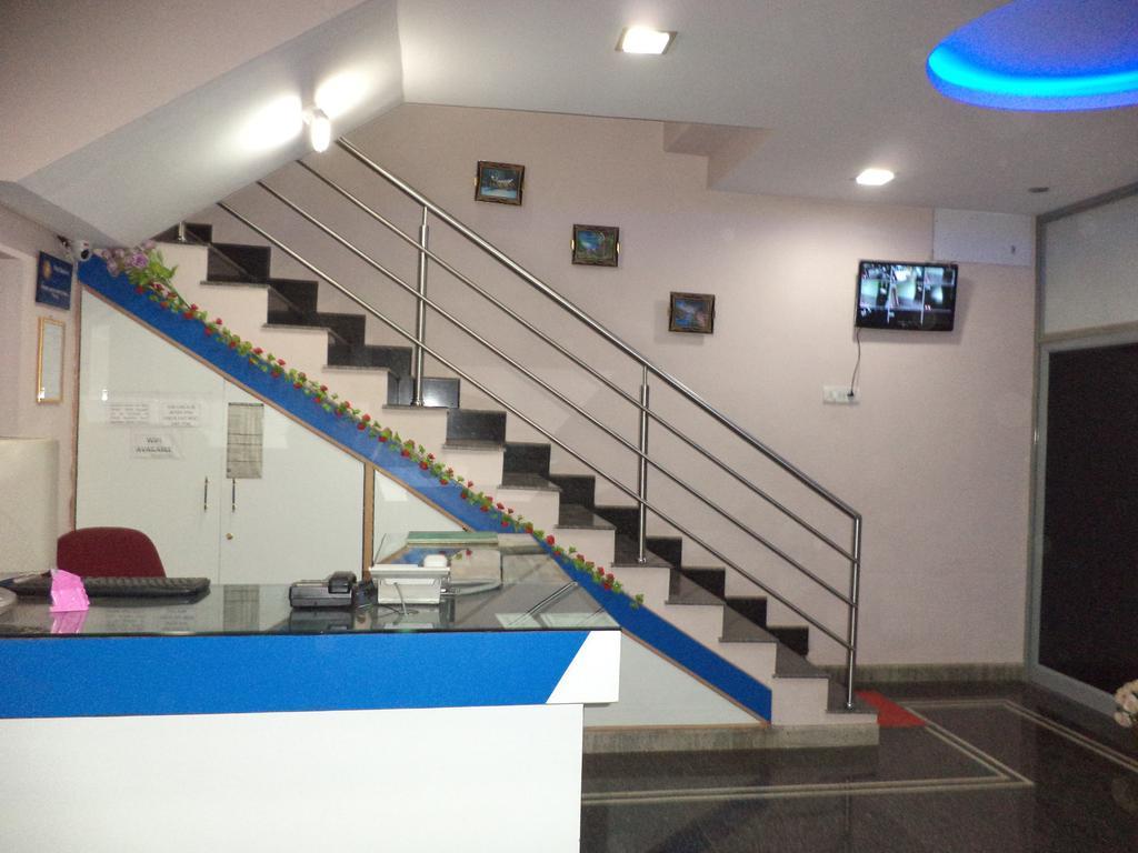 Blue Moon Residency Mysore Exterior foto
